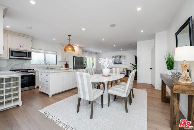 166 S Gardner Street, Los Angeles, CA 90036