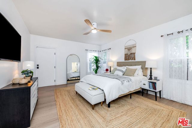 166 S Gardner Street, Los Angeles, CA 90036