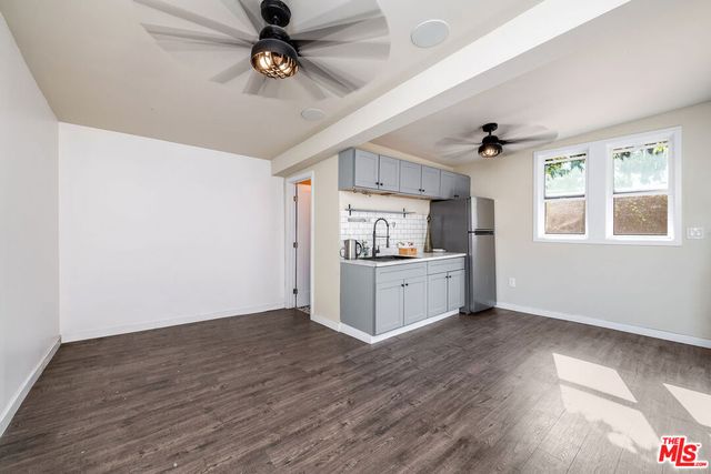 166 S Gardner Street, Los Angeles, CA 90036