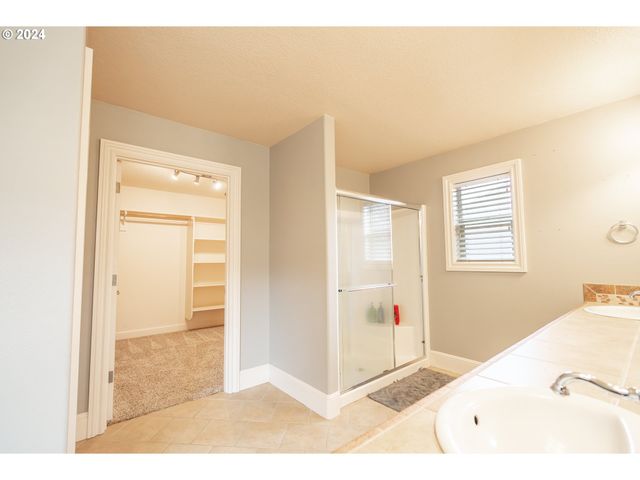 2757 ISLANDER Ave, Salem, OR 97304