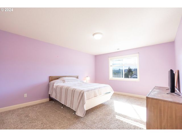 2757 ISLANDER Ave, Salem, OR 97304