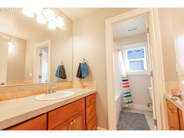 2757 ISLANDER Ave, Salem, OR 97304