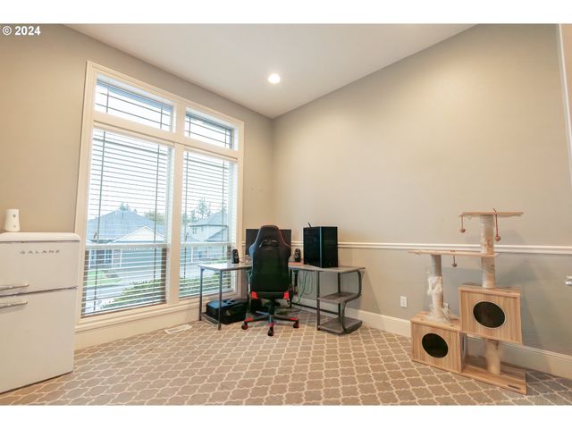 2757 ISLANDER Ave, Salem, OR 97304