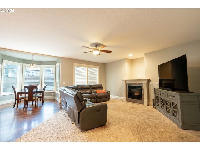 2757 ISLANDER Ave, Salem, OR 97304