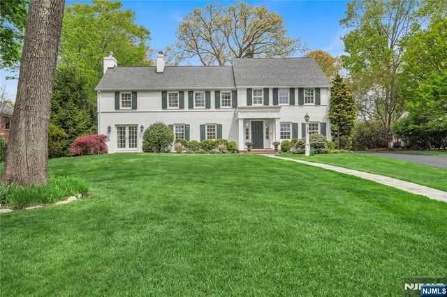 227 Fairmount Road, Ridgewood, NJ 07450