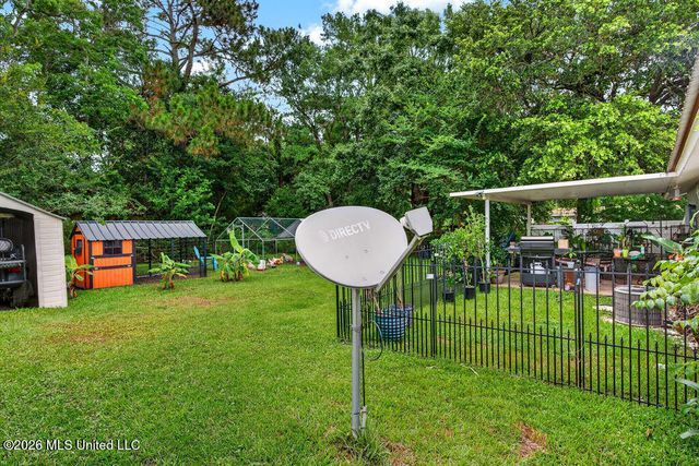 208 Linda Drive, Ocean Springs, MS 39564