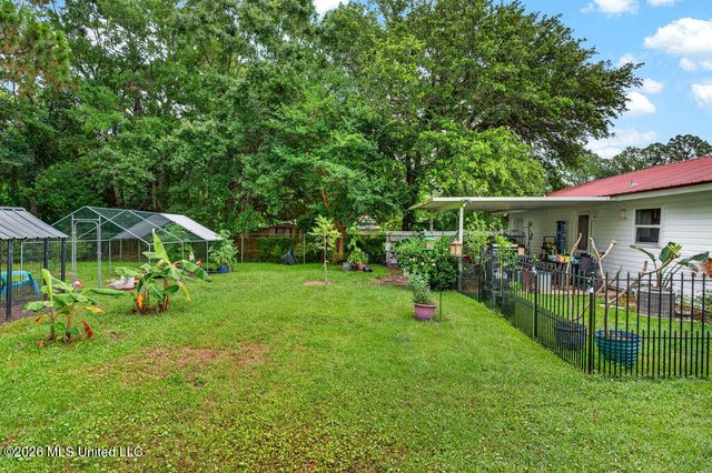 208 Linda Drive, Ocean Springs, MS 39564