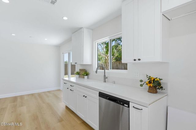 1307 Clay Avenue, Ventura, CA 93004