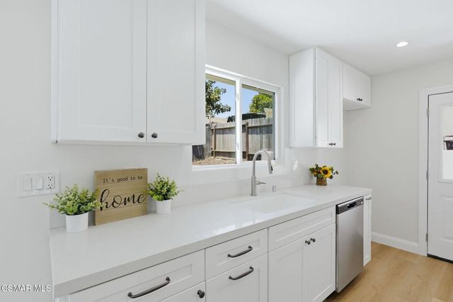 1307 Clay Avenue, Ventura, CA 93004