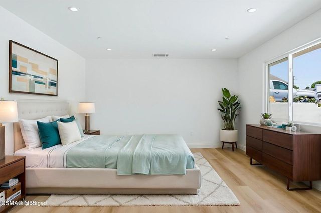 1307 Clay Avenue, Ventura, CA 93004