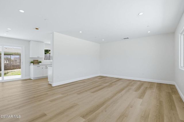 1307 Clay Avenue, Ventura, CA 93004