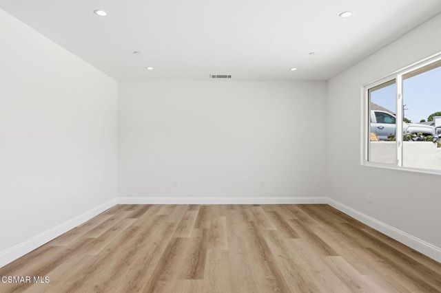 1307 Clay Avenue, Ventura, CA 93004