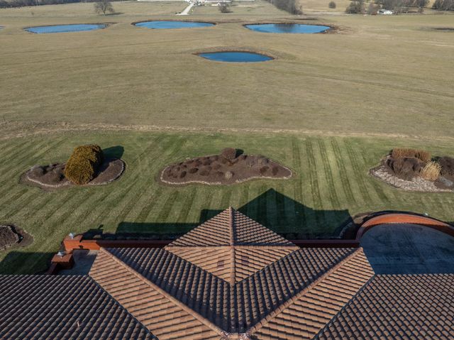 20478 Lawrence 2180, Aurora, MO 65605