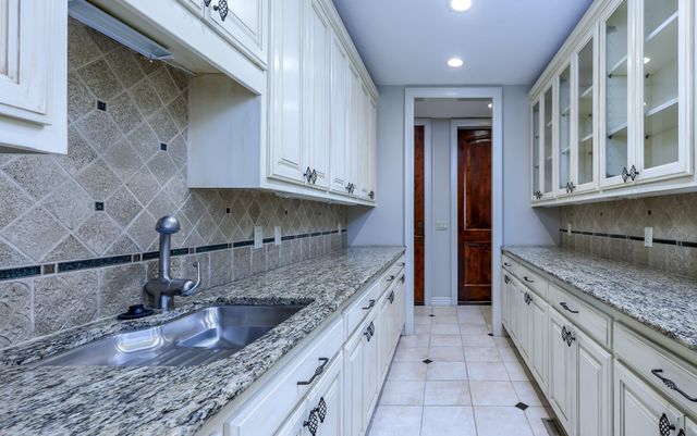 20478 Lawrence 2180, Aurora, MO 65605