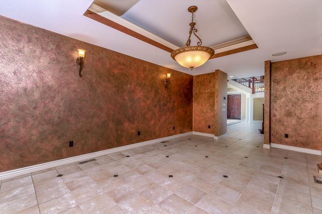 20478 Lawrence 2180, Aurora, MO 65605