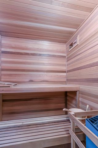 20478 Lawrence 2180, Aurora, MO 65605