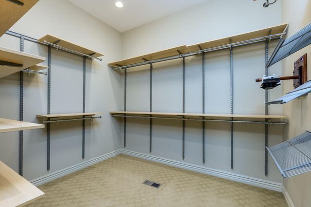 20478 Lawrence 2180, Aurora, MO 65605