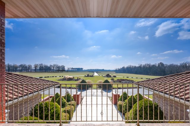 20478 Lawrence 2180, Aurora, MO 65605