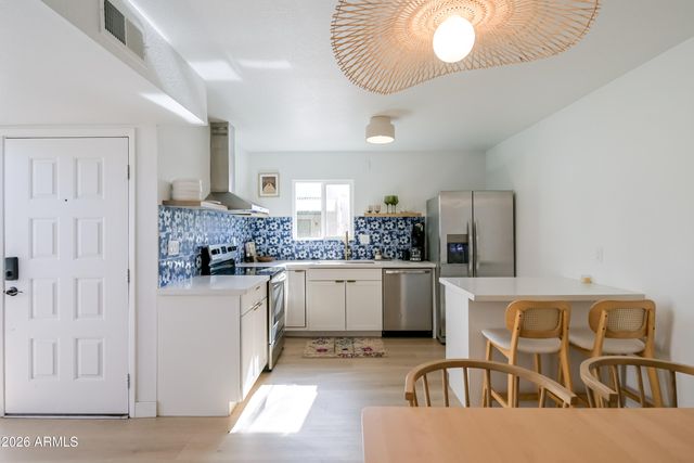 16041 N 31st Street 14, Phoenix, AZ 85032