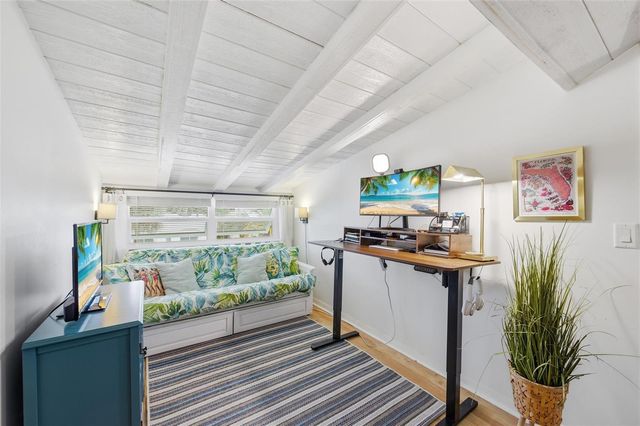 117 S Palmway, Lake Worth Beach, FL 33460