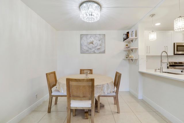 3630 ALDER Drive E2, West Palm Beach, FL 33417