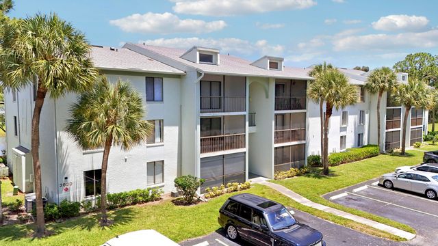 3630 ALDER Drive E2, West Palm Beach, FL 33417