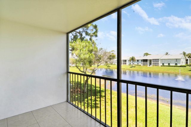 3630 ALDER Drive E2, West Palm Beach, FL 33417