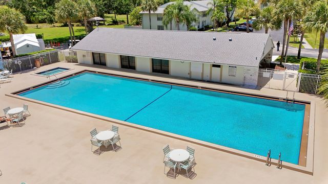 3630 ALDER Drive E2, West Palm Beach, FL 33417