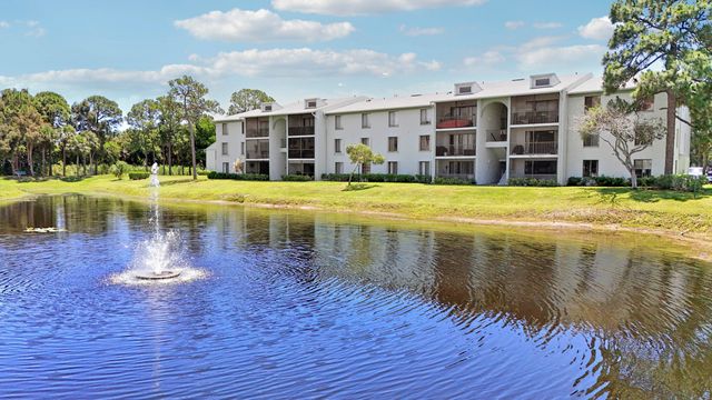 3630 ALDER Drive E2, West Palm Beach, FL 33417