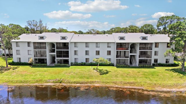 3630 ALDER Drive E2, West Palm Beach, FL 33417