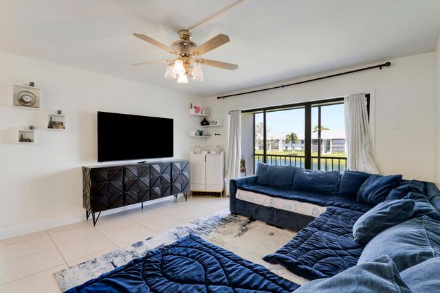 3630 ALDER Drive E2, West Palm Beach, FL 33417