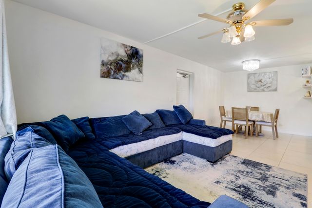 3630 ALDER Drive E2, West Palm Beach, FL 33417