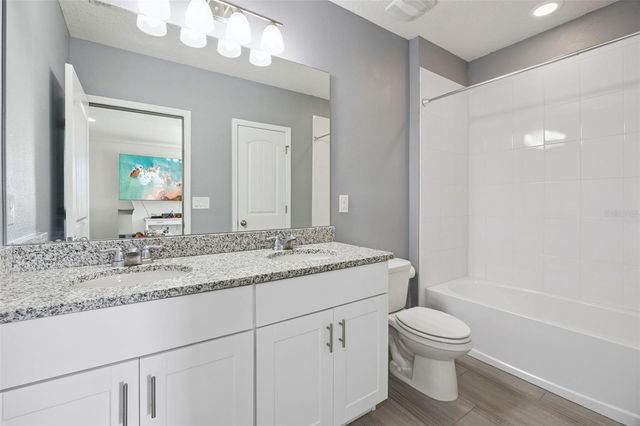 9354 MCLAREN ALLEY, Winter Garden, FL 34787