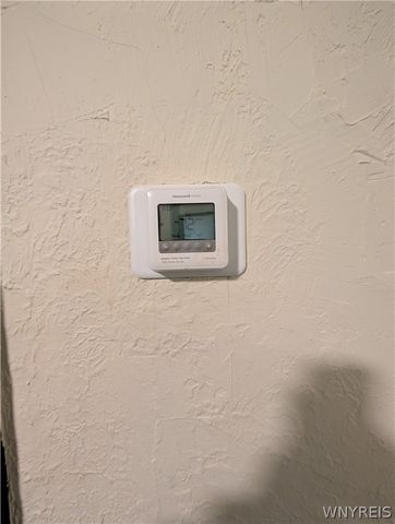 67 Barton St Street lower, Buffalo, NY 14213