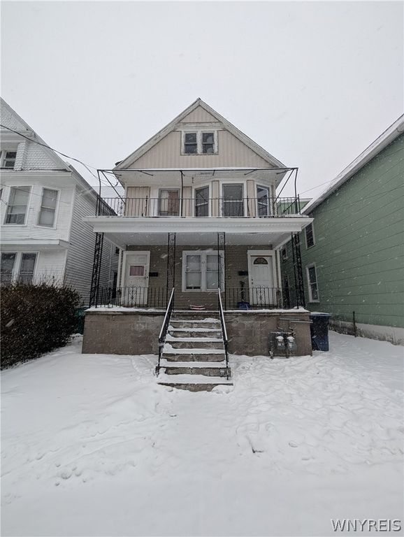 67 Barton St Street lower, Buffalo, NY 14213