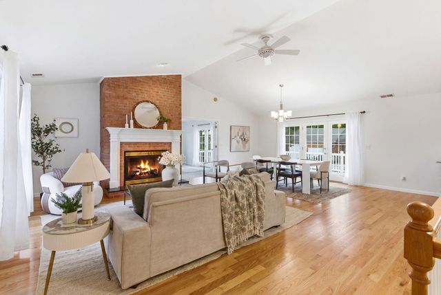 1041 Burnell Drive, Berea, KY 40403