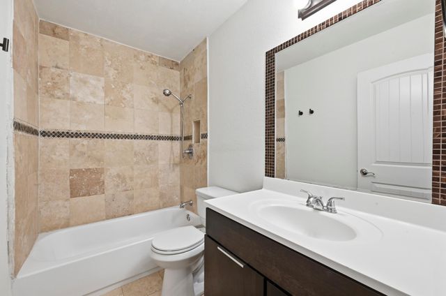 1504 Allen RD B, Austin, TX 78746