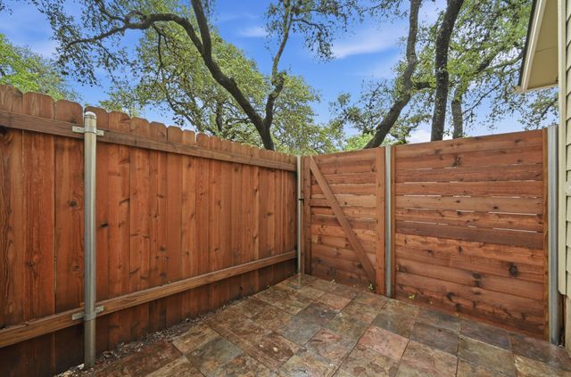 1504 Allen RD B, Austin, TX 78746