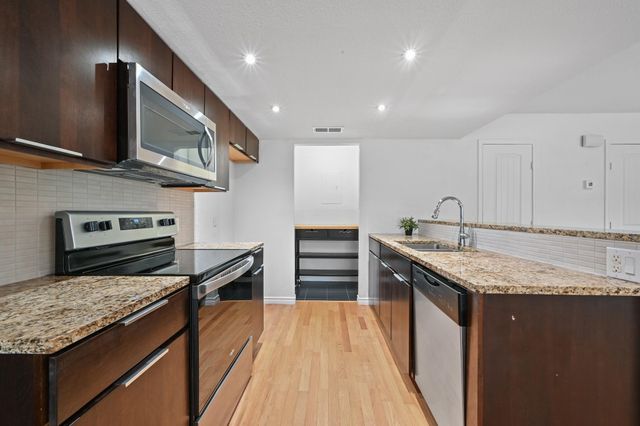 1504 Allen RD B, Austin, TX 78746