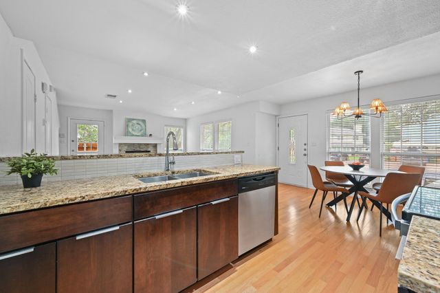 1504 Allen RD B, Austin, TX 78746
