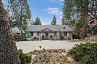 352 Cedarbrook Drive, Twin Peaks, CA 92391