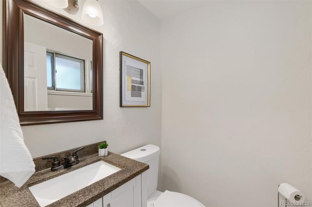 6859 S Foresthill Street, Littleton, CO 80120