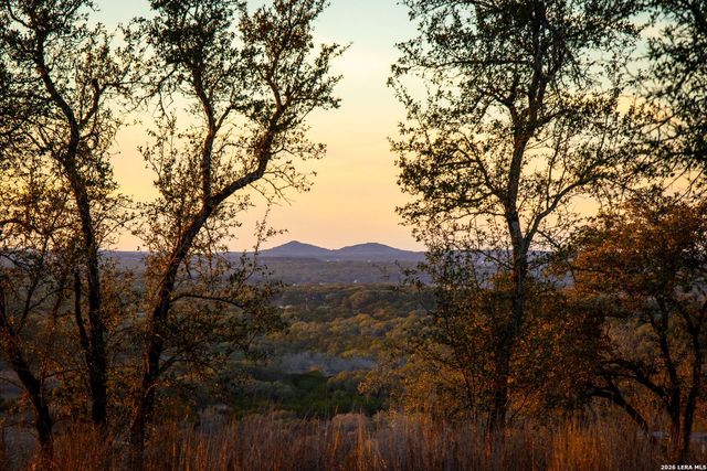 1829 Paradise Parkway, Canyon Lake, TX 78133