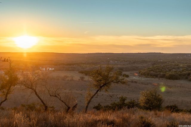 1829 Paradise Parkway, Canyon Lake, TX 78133