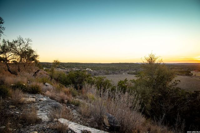 1829 Paradise Parkway, Canyon Lake, TX 78133