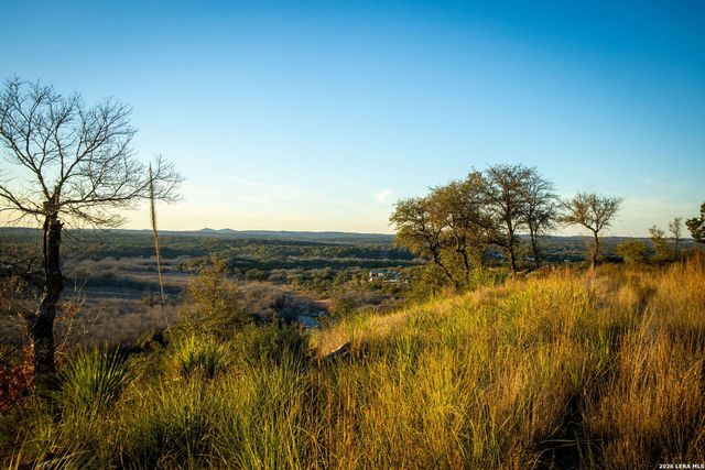 1829 Paradise Parkway, Canyon Lake, TX 78133