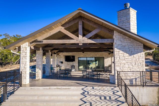 1829 Paradise Parkway, Canyon Lake, TX 78133