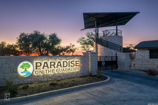 1829 Paradise Parkway, Canyon Lake, TX 78133