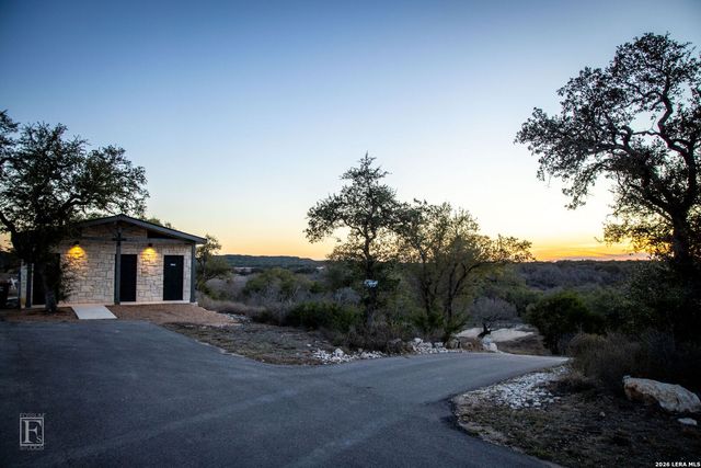 1829 Paradise Parkway, Canyon Lake, TX 78133