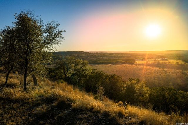 1829 Paradise Parkway, Canyon Lake, TX 78133